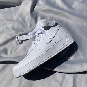 Nike Air Force 1 mid